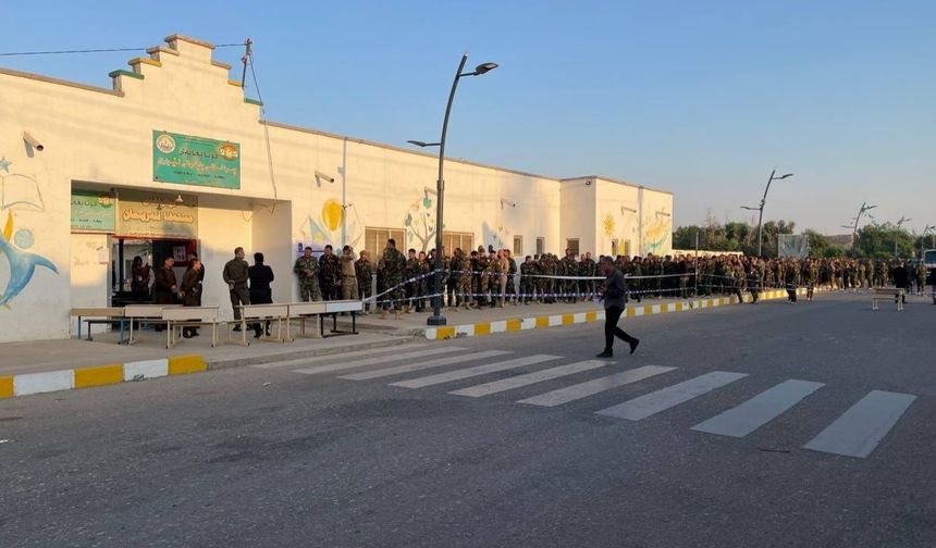 Kifri'de 2025 Irak Temsilciler Meclisi seçimleri için özel oylama süreci başladı