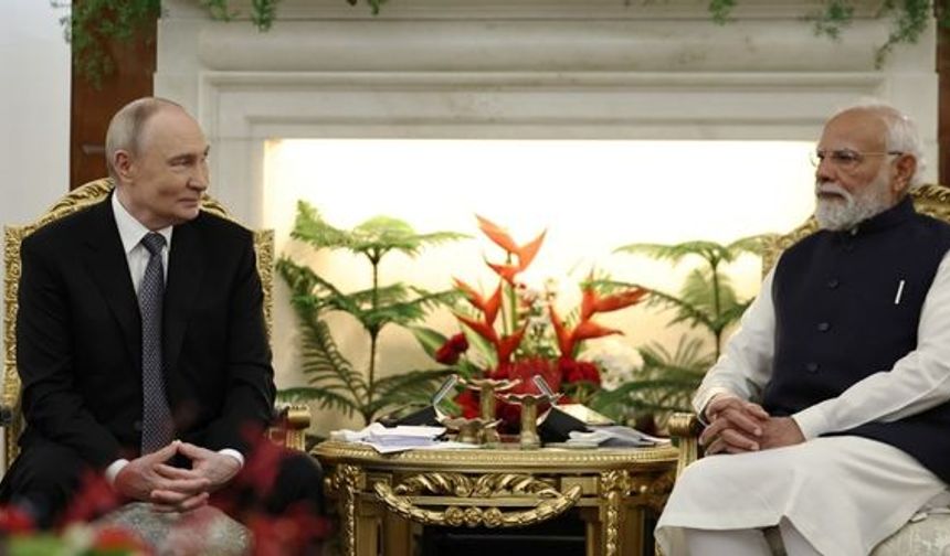 Modi, Hindistan ve Rusya arasındaki dostluğu övdü