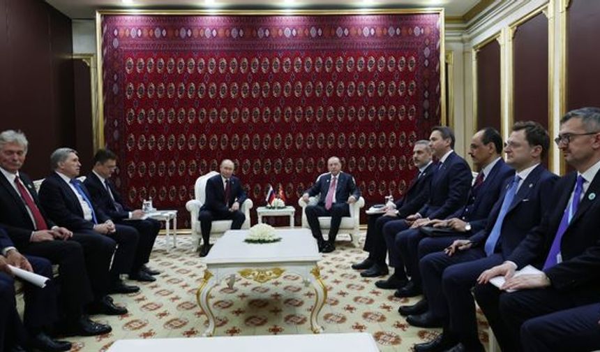 Kremlin: Türkiye ile 3. ülkelerin baskısının üstesinden geliyoruz