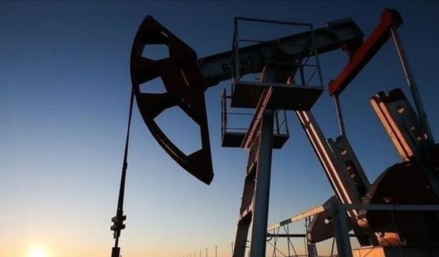 Brent petrolün varili 63,40 dolardan işlem görüyor